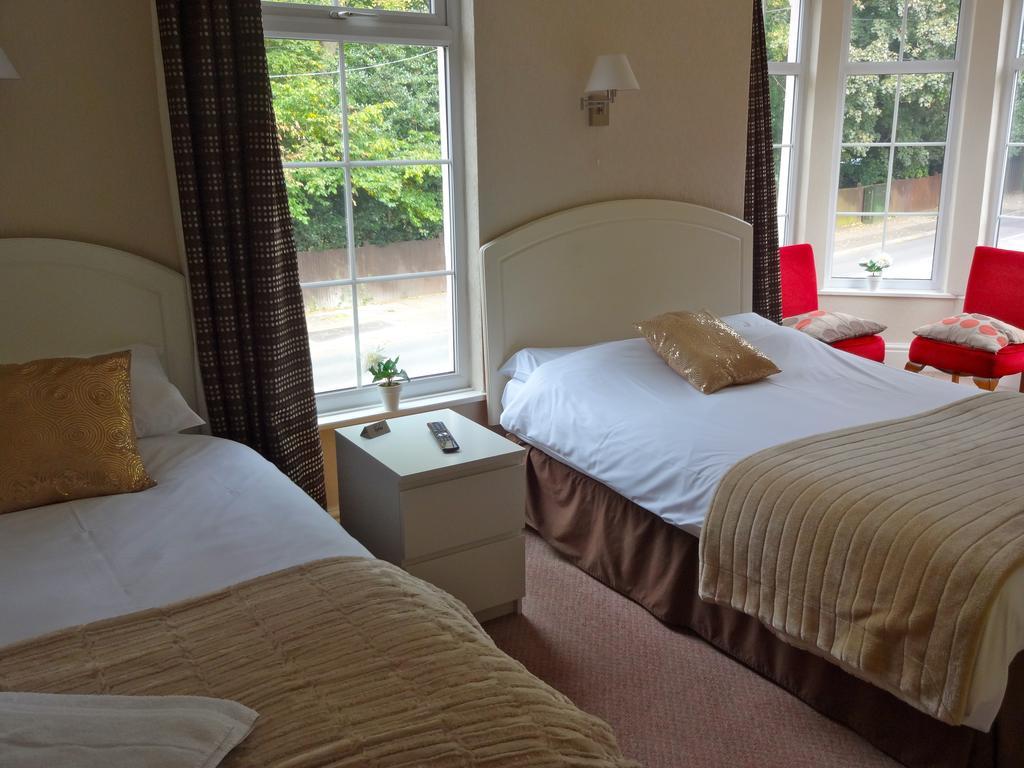 Abbey Grange Hotel 纽尼顿 客房 照片