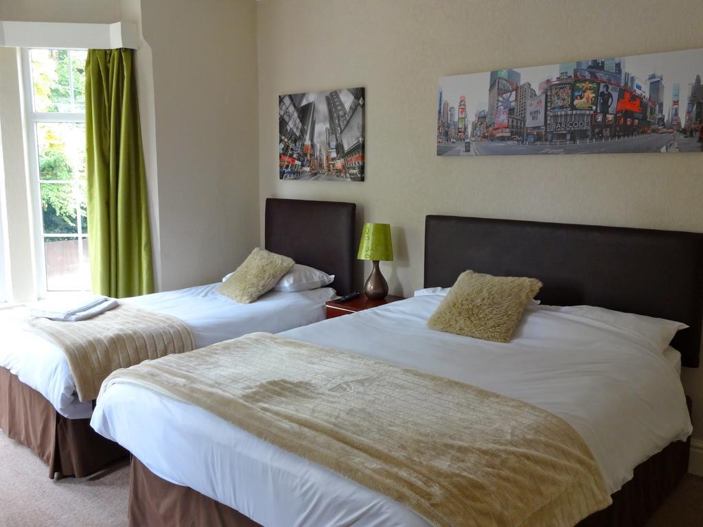 Abbey Grange Hotel 纽尼顿 客房 照片